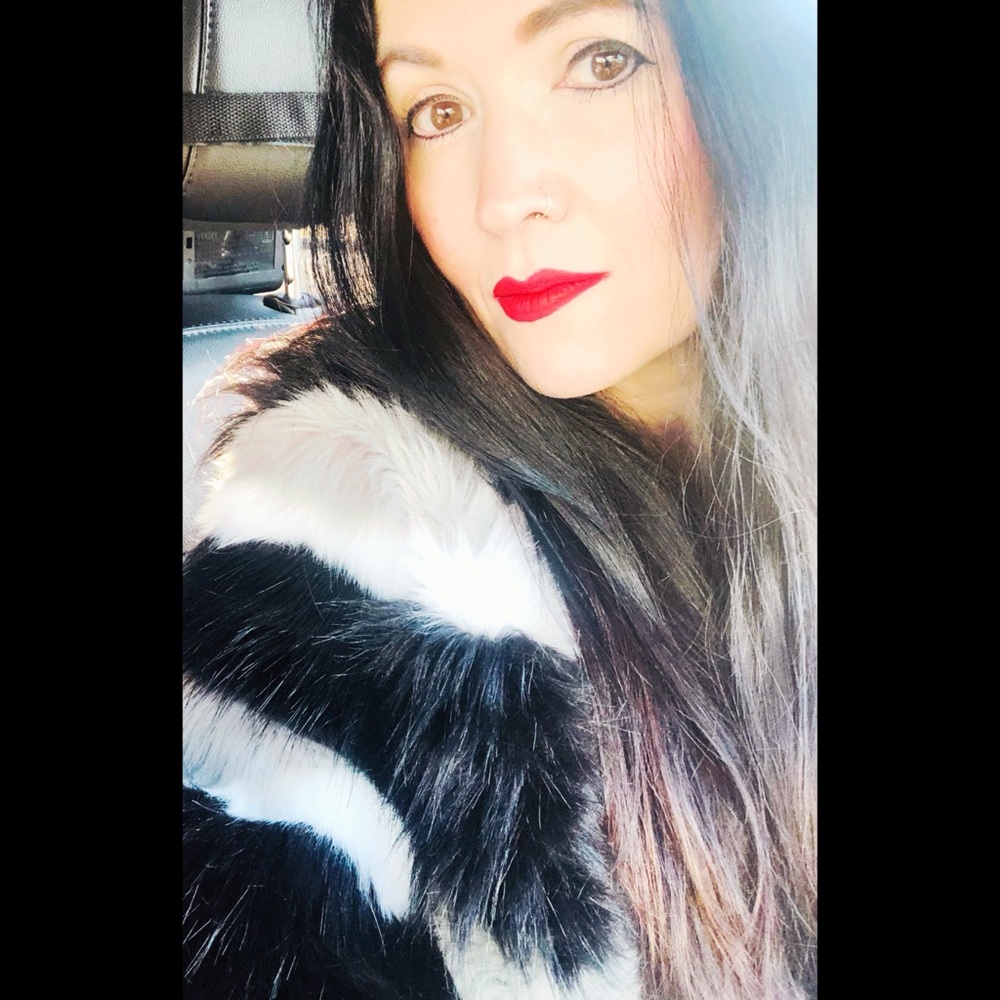 ❣️ABOUT ME! Hello! I’m excited to meet you! Welcome! ✨💐